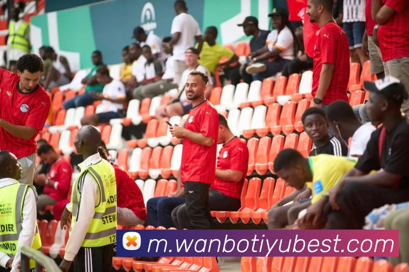 爱德华兹火力全开27投15中砍下38分助球队逆转胜利