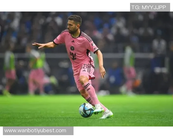 阿根廷竞技26岁边卫穆拉即将加盟迈阿密国际队助力新赛季